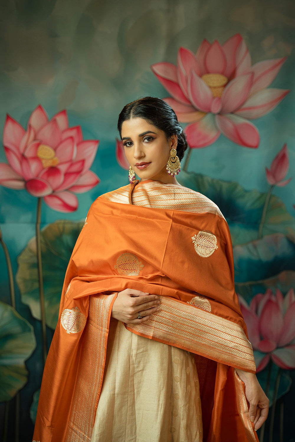 Handwoven orange anar boota silk dupatta