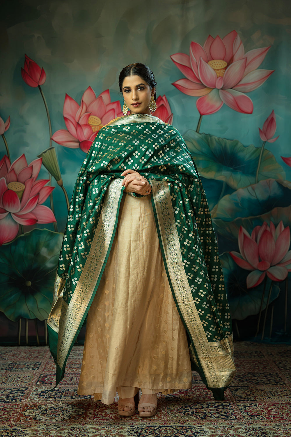 handowen dark green booti silk dupatta