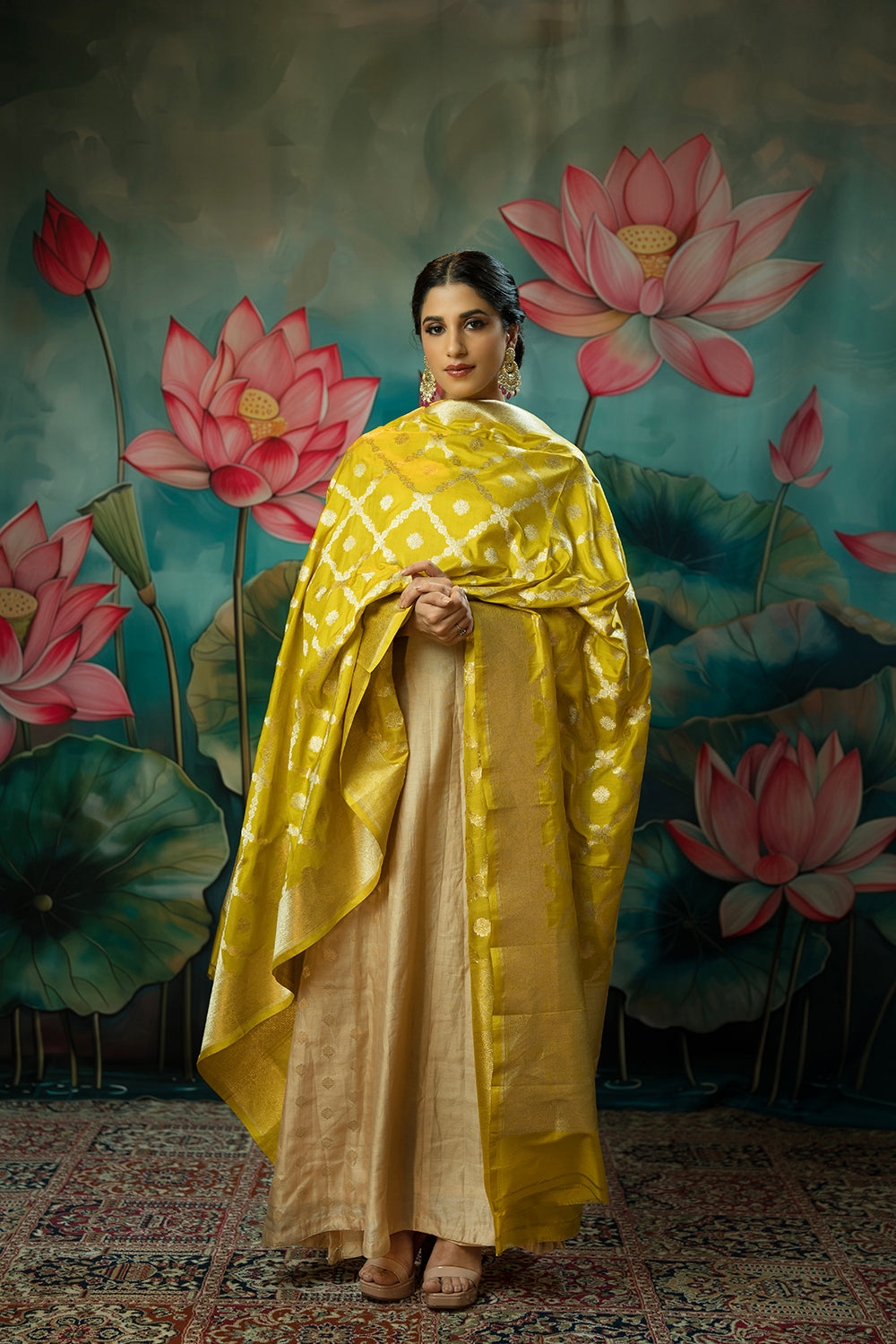 Handwoven yellow chowkdi jaal silk dupatta