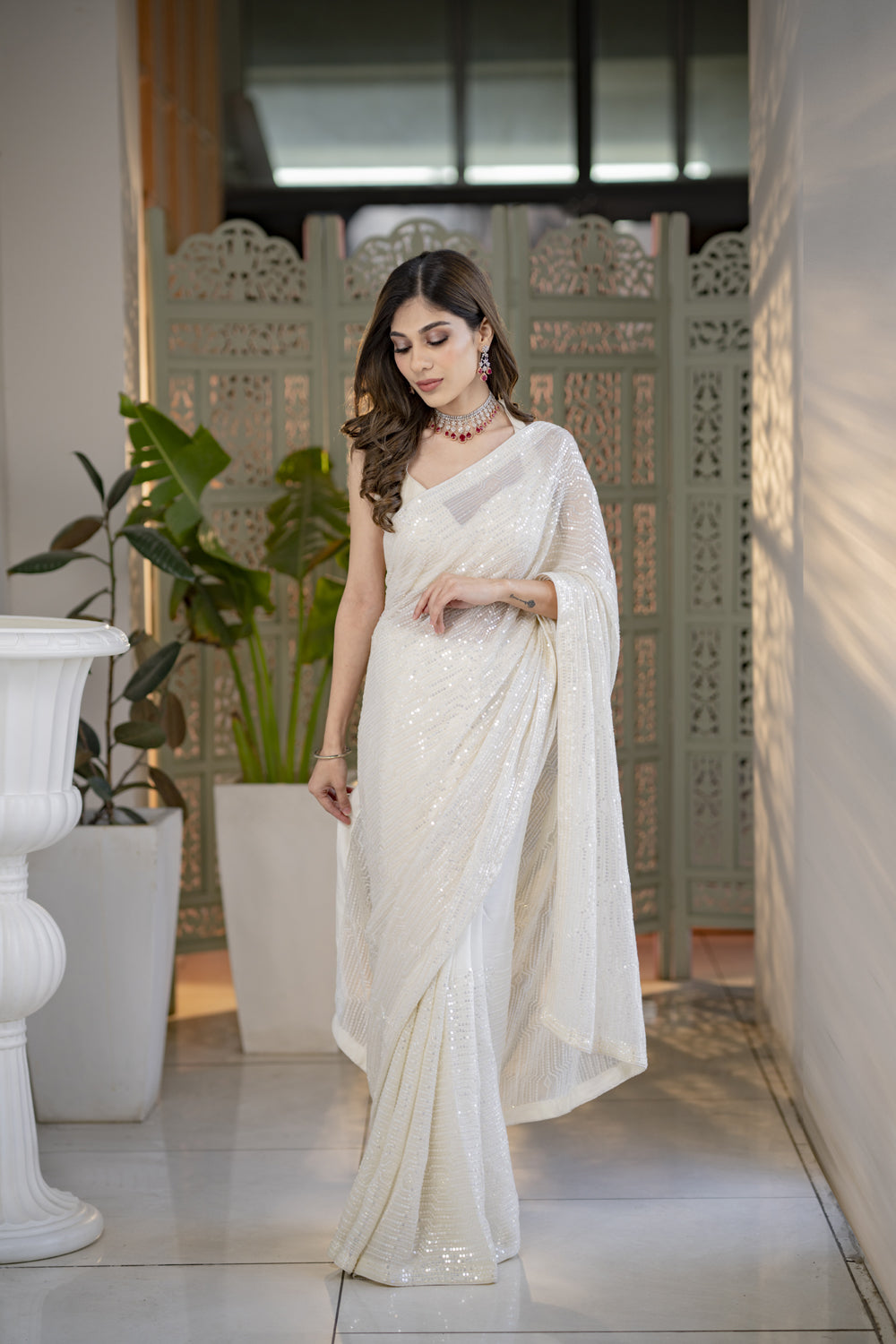 The 'elinora' embroidered saree