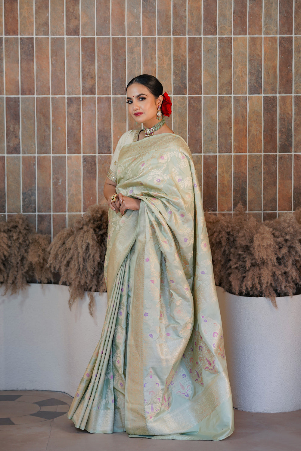 Handwoven 'mehek' silk saree