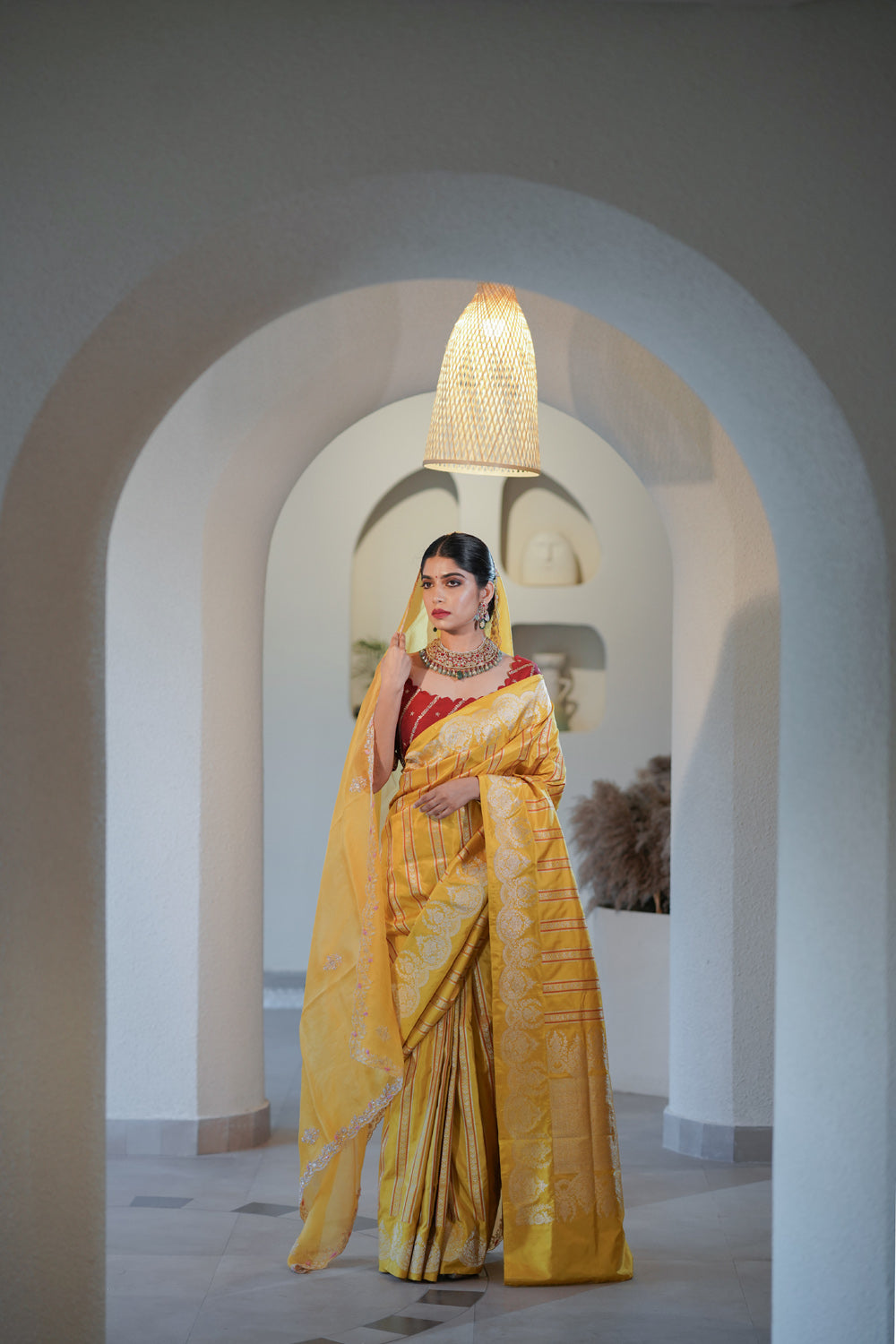 Handwoven 'sunehri' silk saree