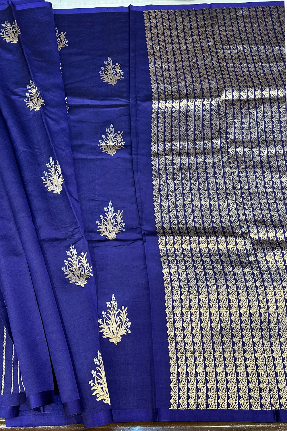 Handwoven blue pure silk saree