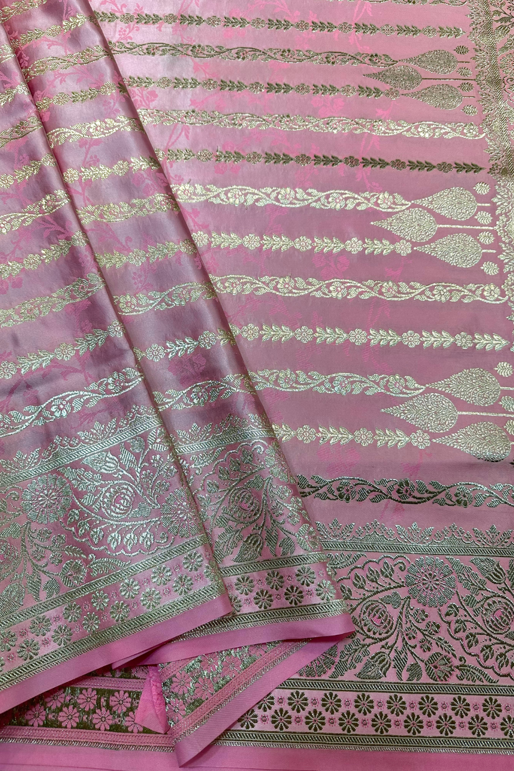 Woven pink satin tanchoi saree