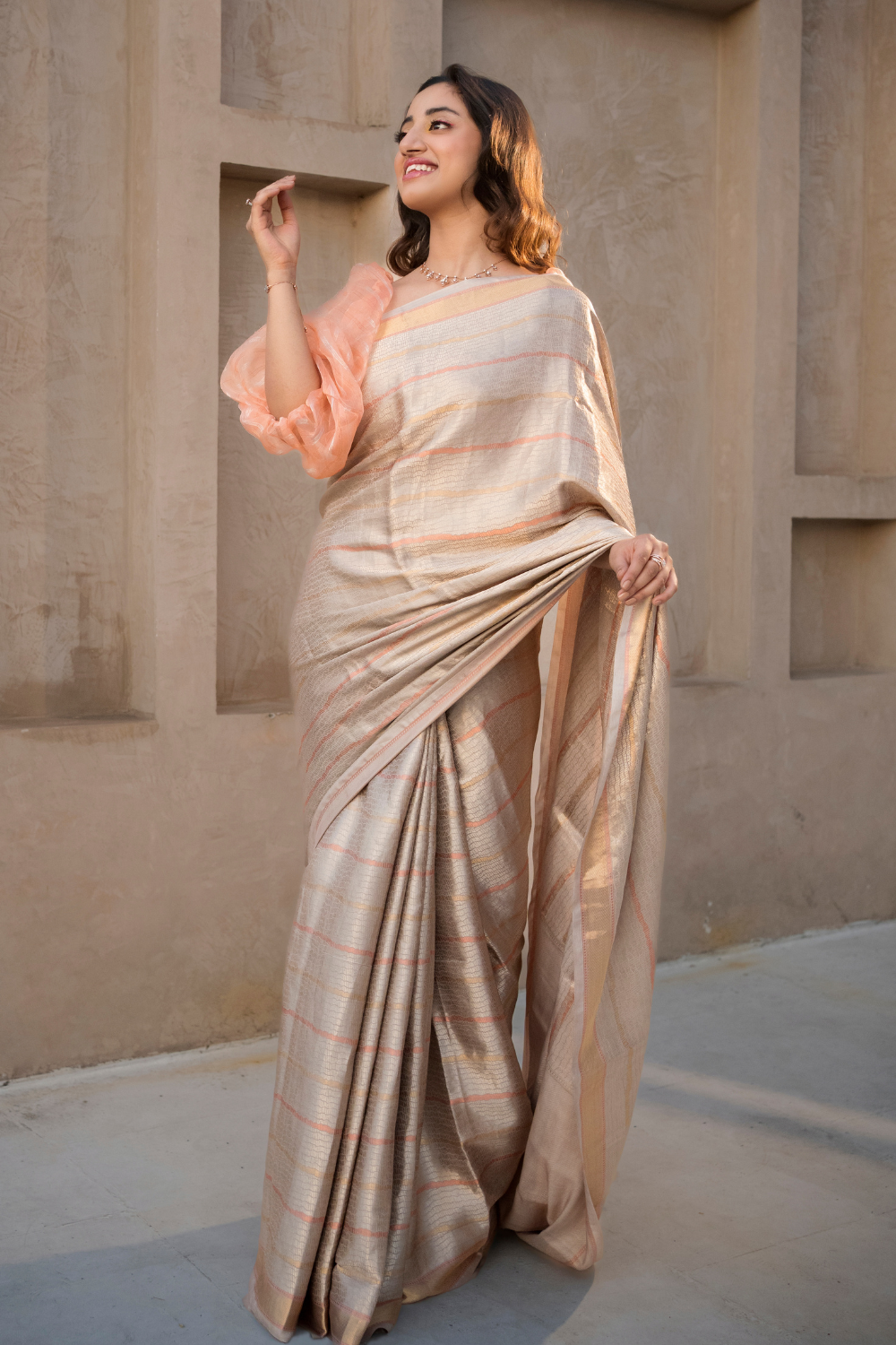 Handwoven 'luna' tissue saree