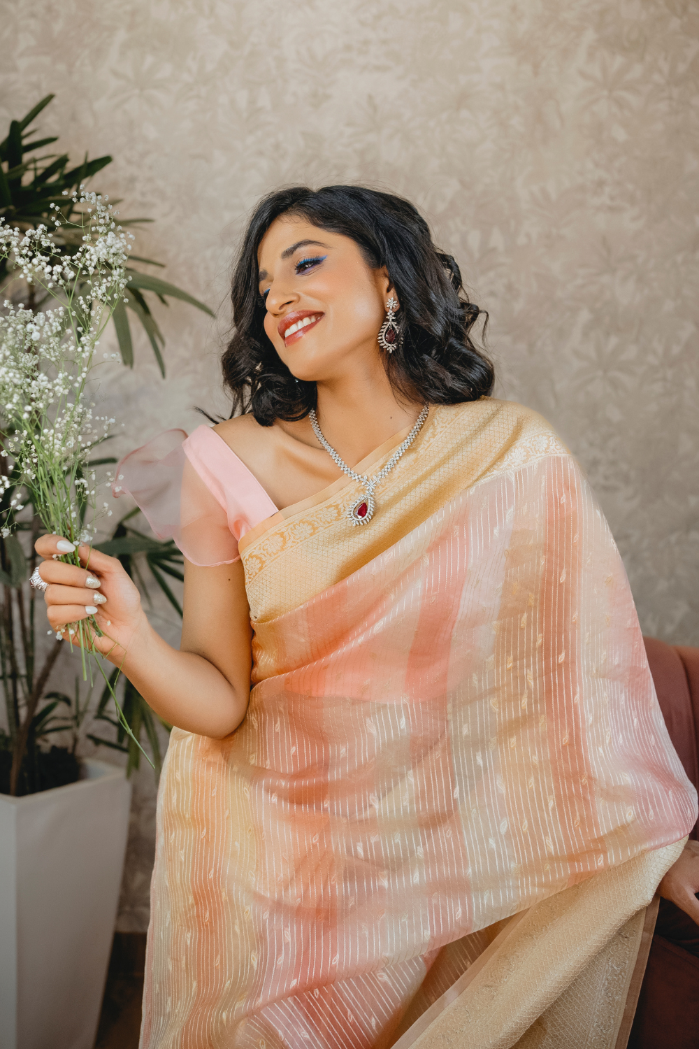 Handwoven 'rosa' organza saree