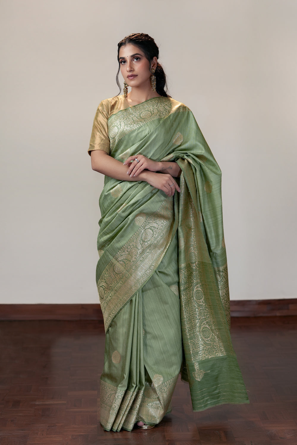 HANDWOVEN GREEN MUGA SILK SAREE