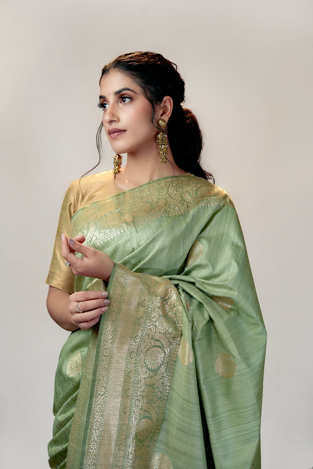 HANDWOVEN GREEN MUGA SILK SAREE