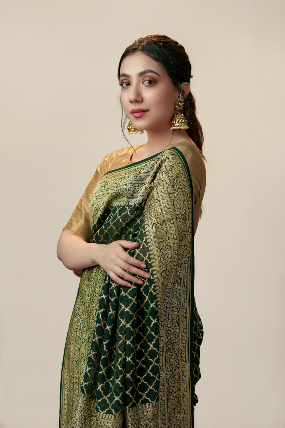 HANDWOVEN DARK GREEN GEORGETTE SAREE