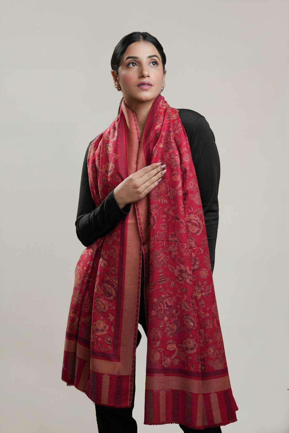 RED KANNI WOOLLEN STOLE