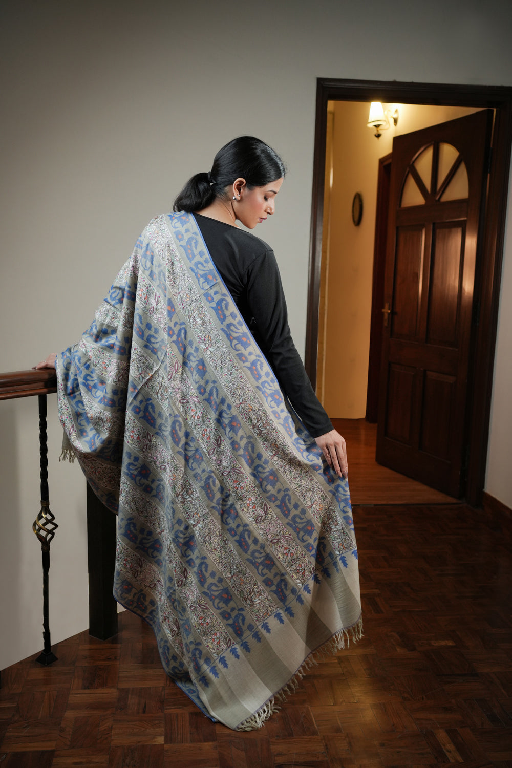 HANDWOVEN BLUE STRIPE KANNI PASHMINA SHAWL WITH ZARI