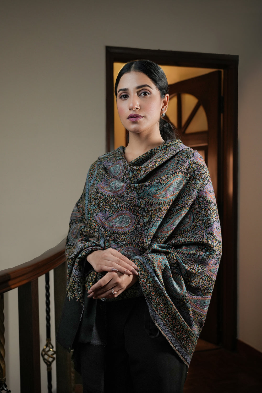 HANDWOVEN KASHMIRI EMBROIDERED PASHMINA SHAWL