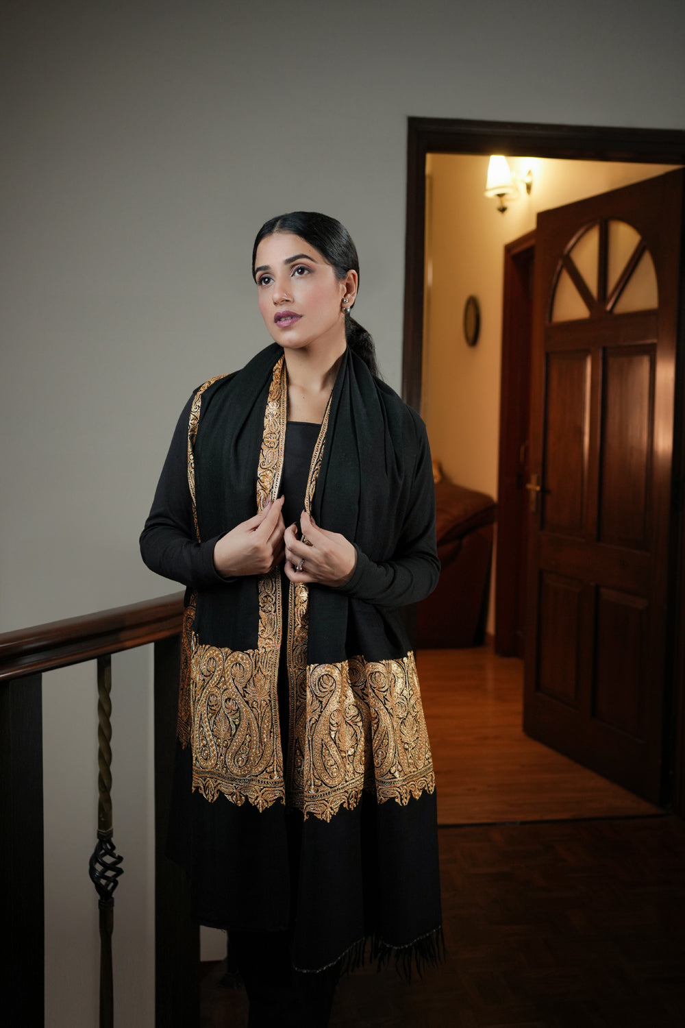 HANDWOVEN BLACK TILLA EMBROIDERED PASHMINA SHAWL