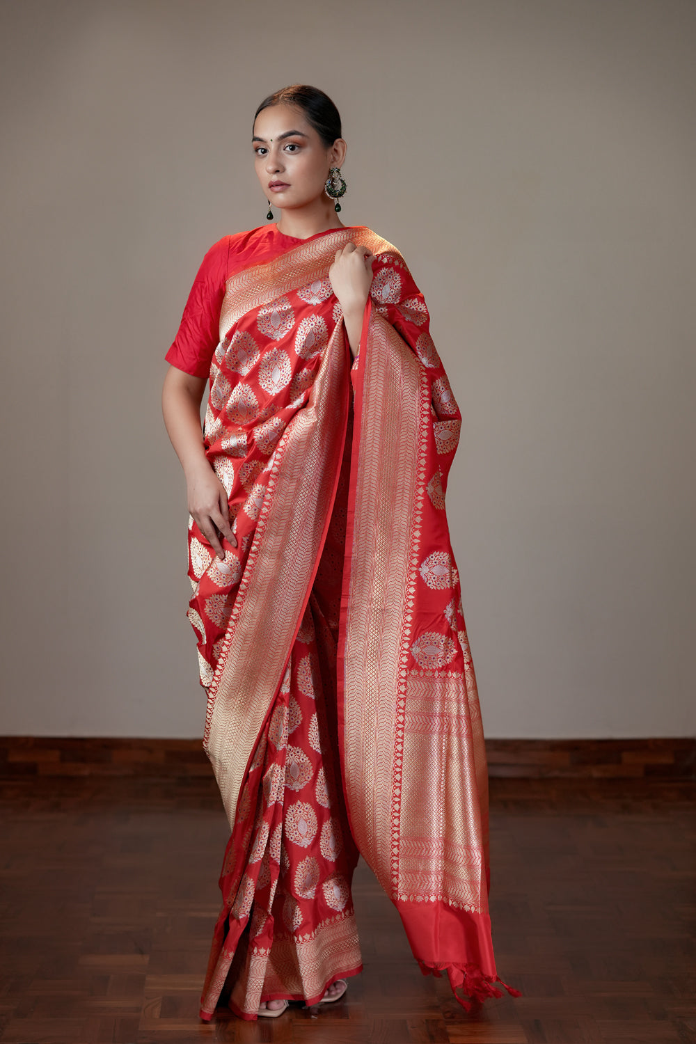 HANDWOVEN VINTAGE REVIVAL RED SILK SAREE