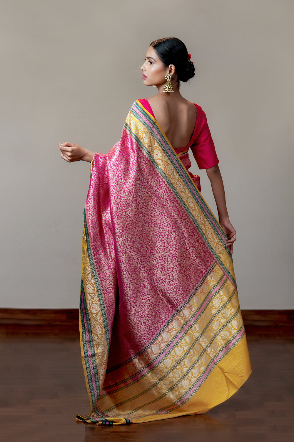 HANDWOVEN PINK SILK SAREE