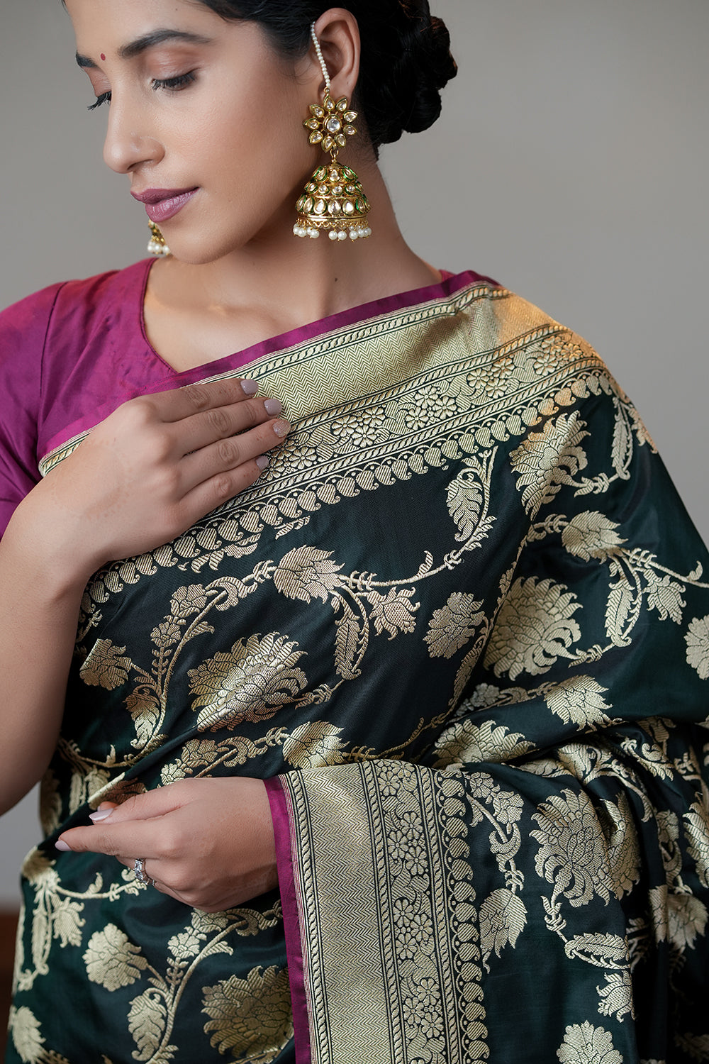 HANDWOVEN DEEP GREEN SILK SAREE