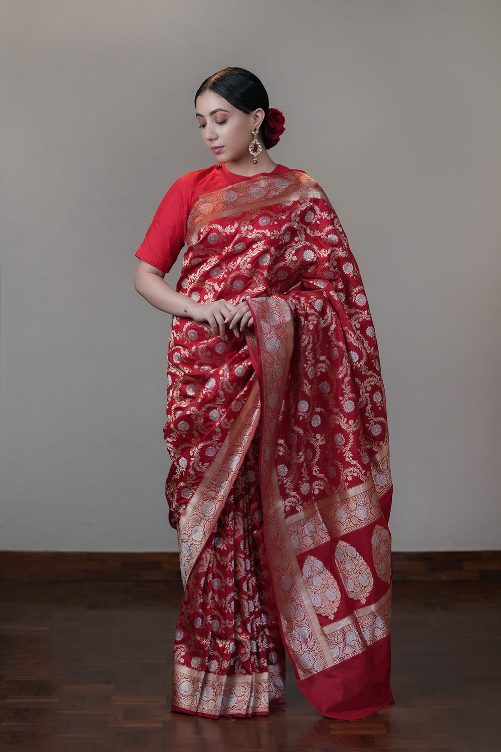 HANDWOVEN SINDOORI RED JANGLA SILK SAREE