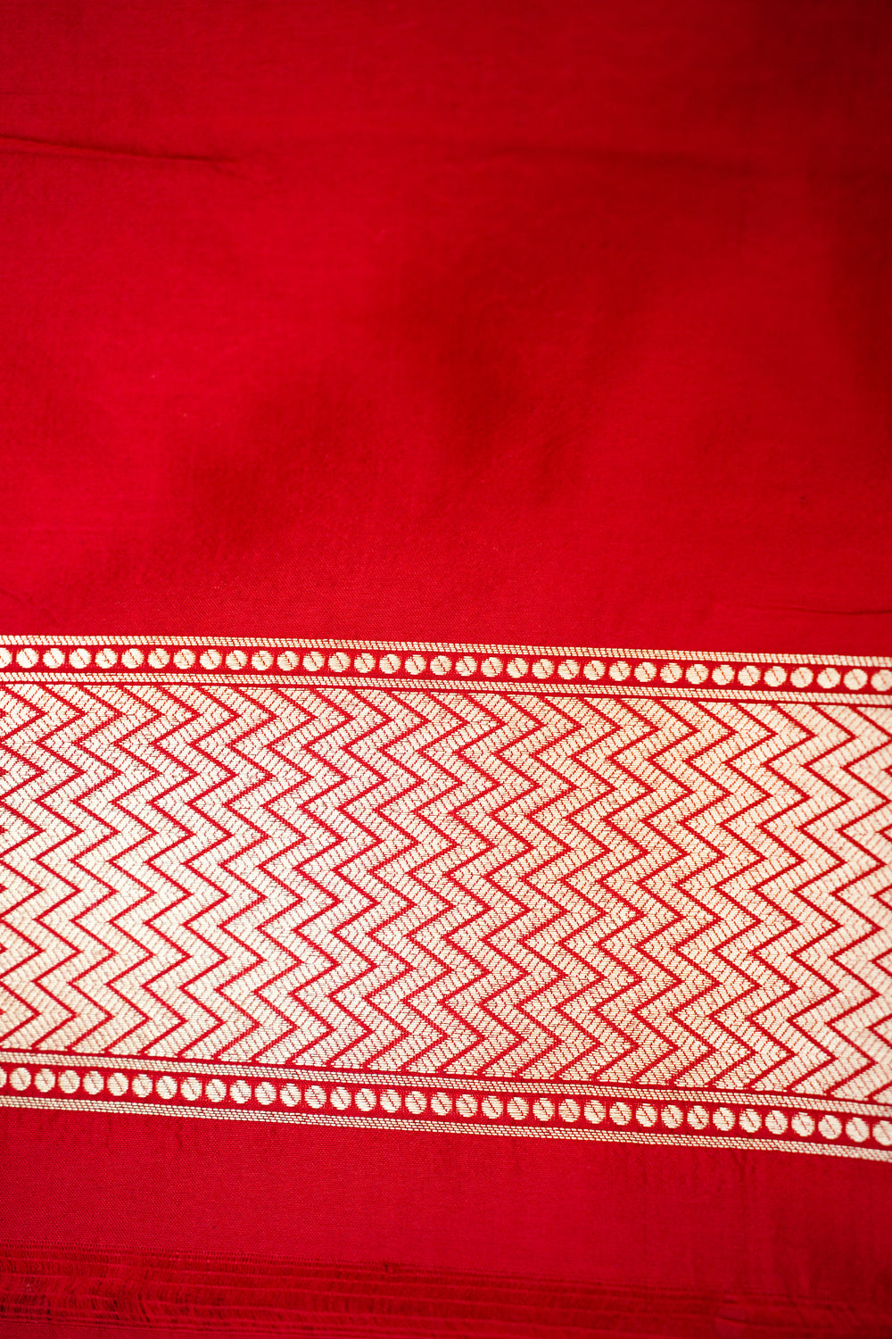 HANDWOVEN RED SILK JANGLA SAREE