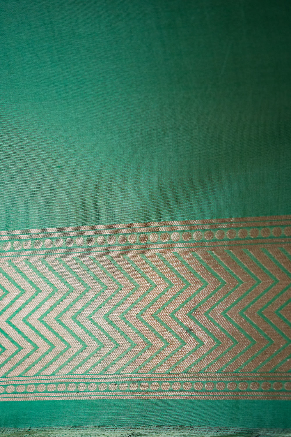 HANDWOVEN GREEN SILK SAREE