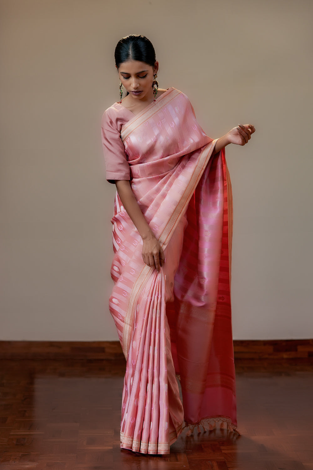 HANDWOVEN PINK CONTEMPORARY SATIN SILK SAREE