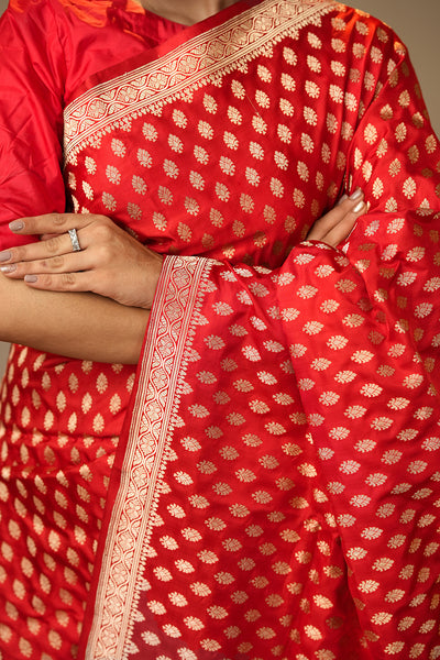 HANDWOVEN RED SATIN SILK SAREE