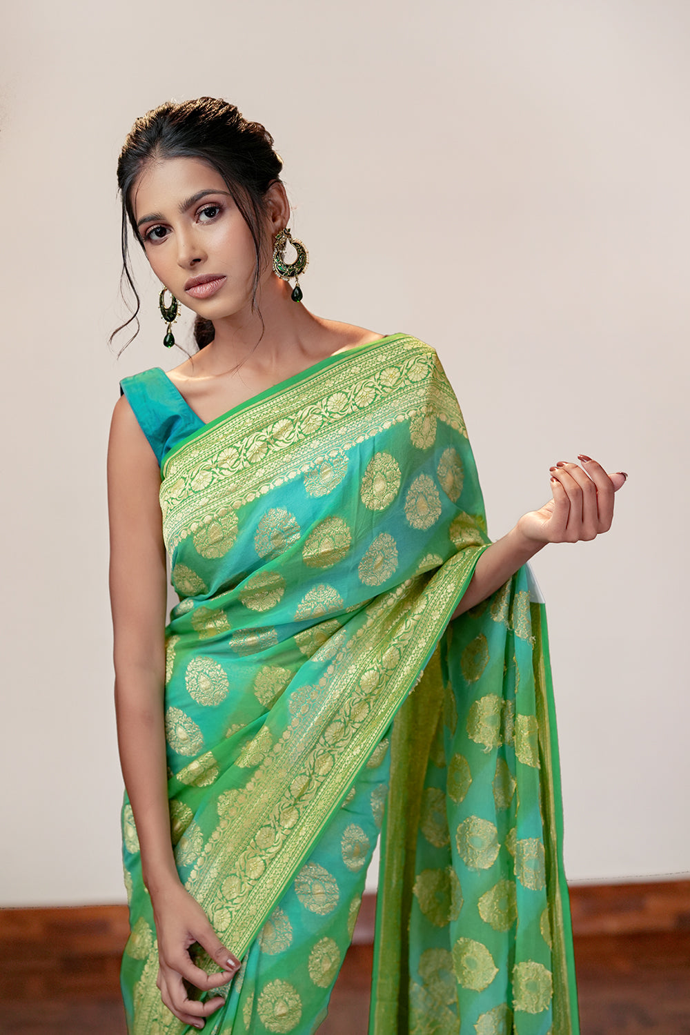 HANDWOVEN GREEN GEORGETTE SAREE