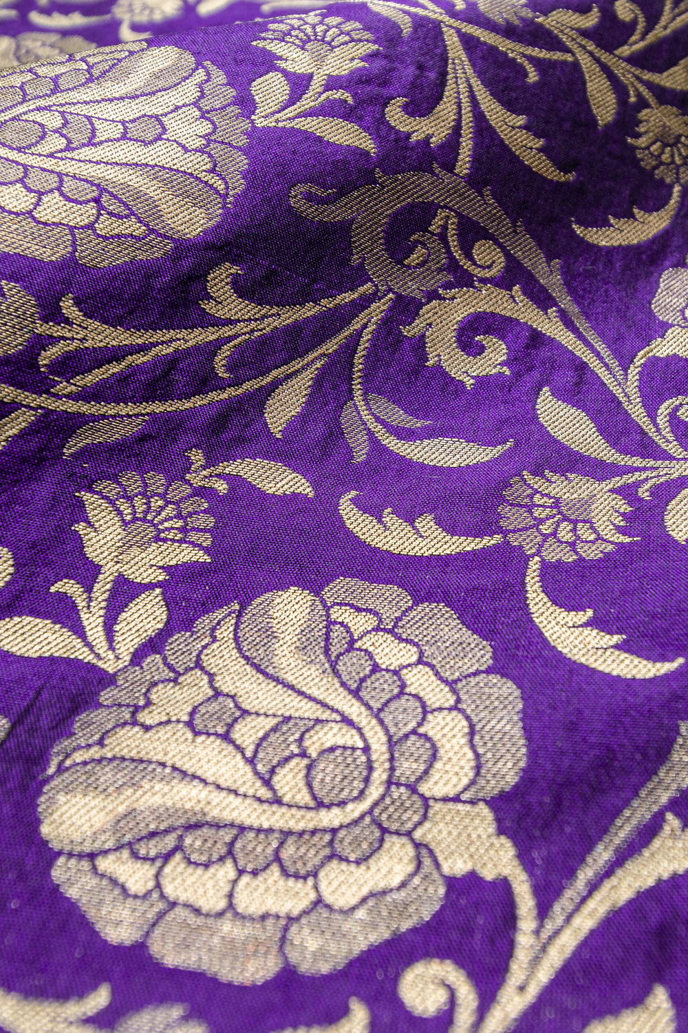 HANDWOVEN PURPLE SILK FABRIC