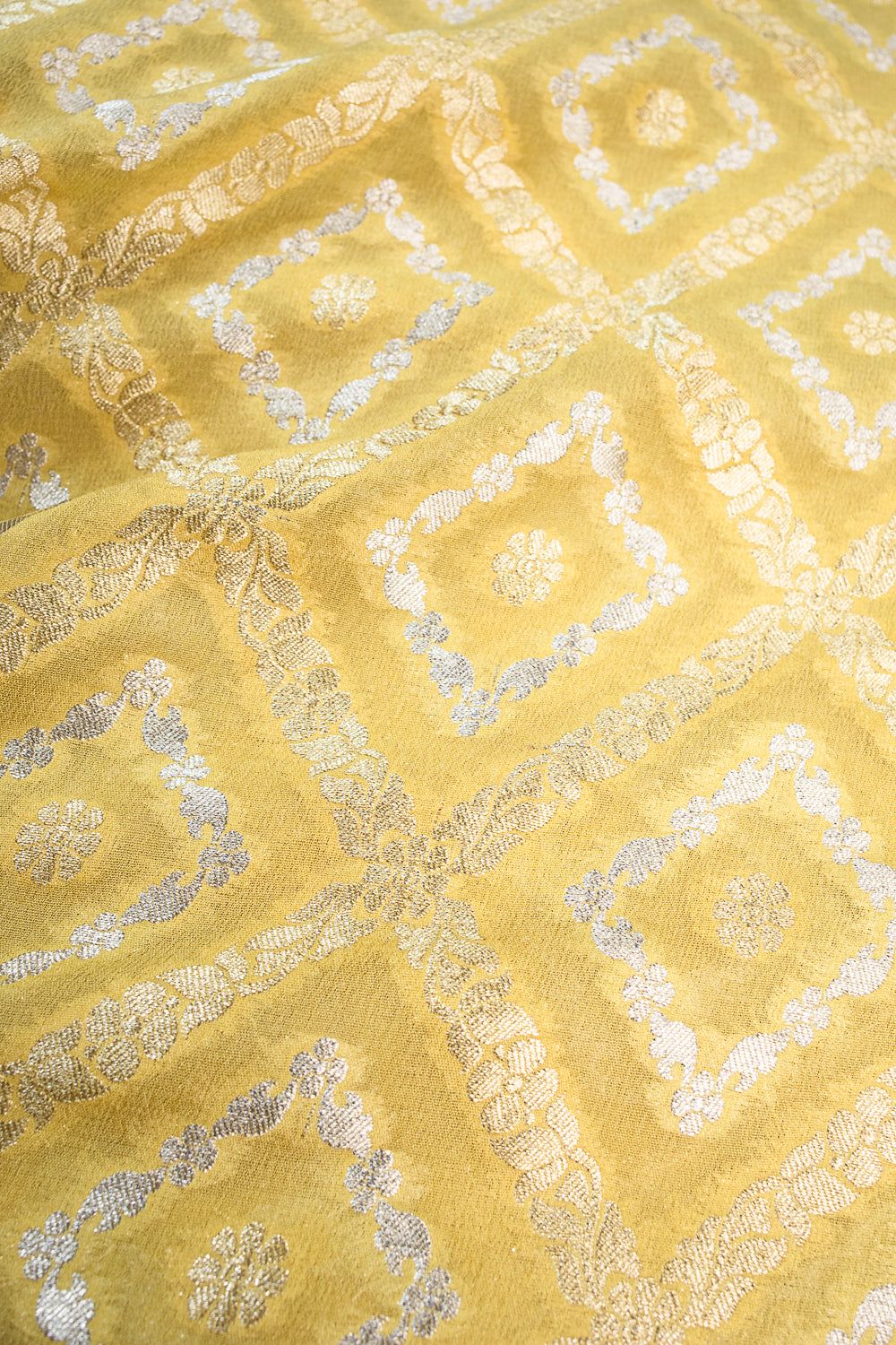 HANDWOVEN SOFT YELLOW GEORGETTE FABRIC