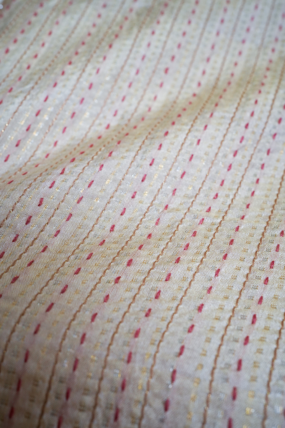 HANDWOVEN IVORY EMBROIDERED SILK FABRIC